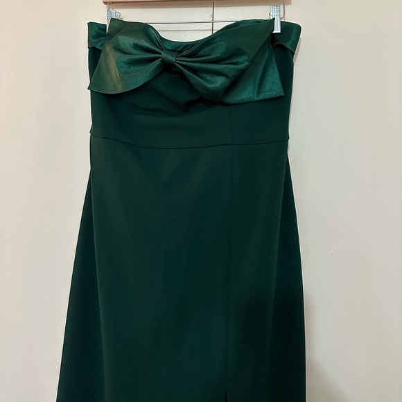 NWT R&M Richards Gown Women 14 Green Bow Front Column Maxi Dress Formal - Picture 3 of 11